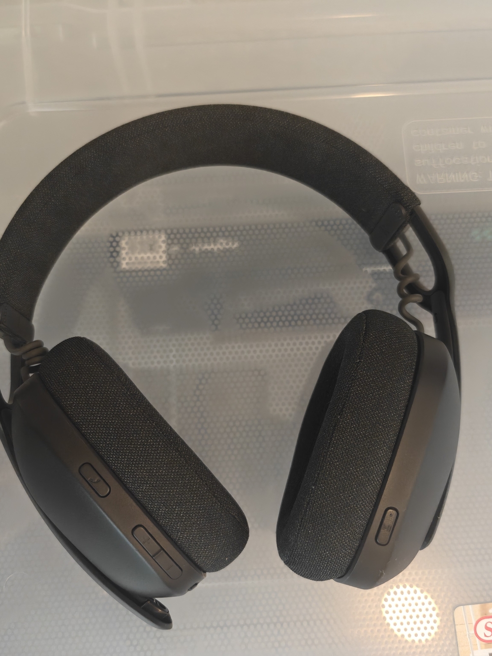 Logitech Zone Vibe 100 Lightweight Wireless Over Ear Headphones with Noise Cance